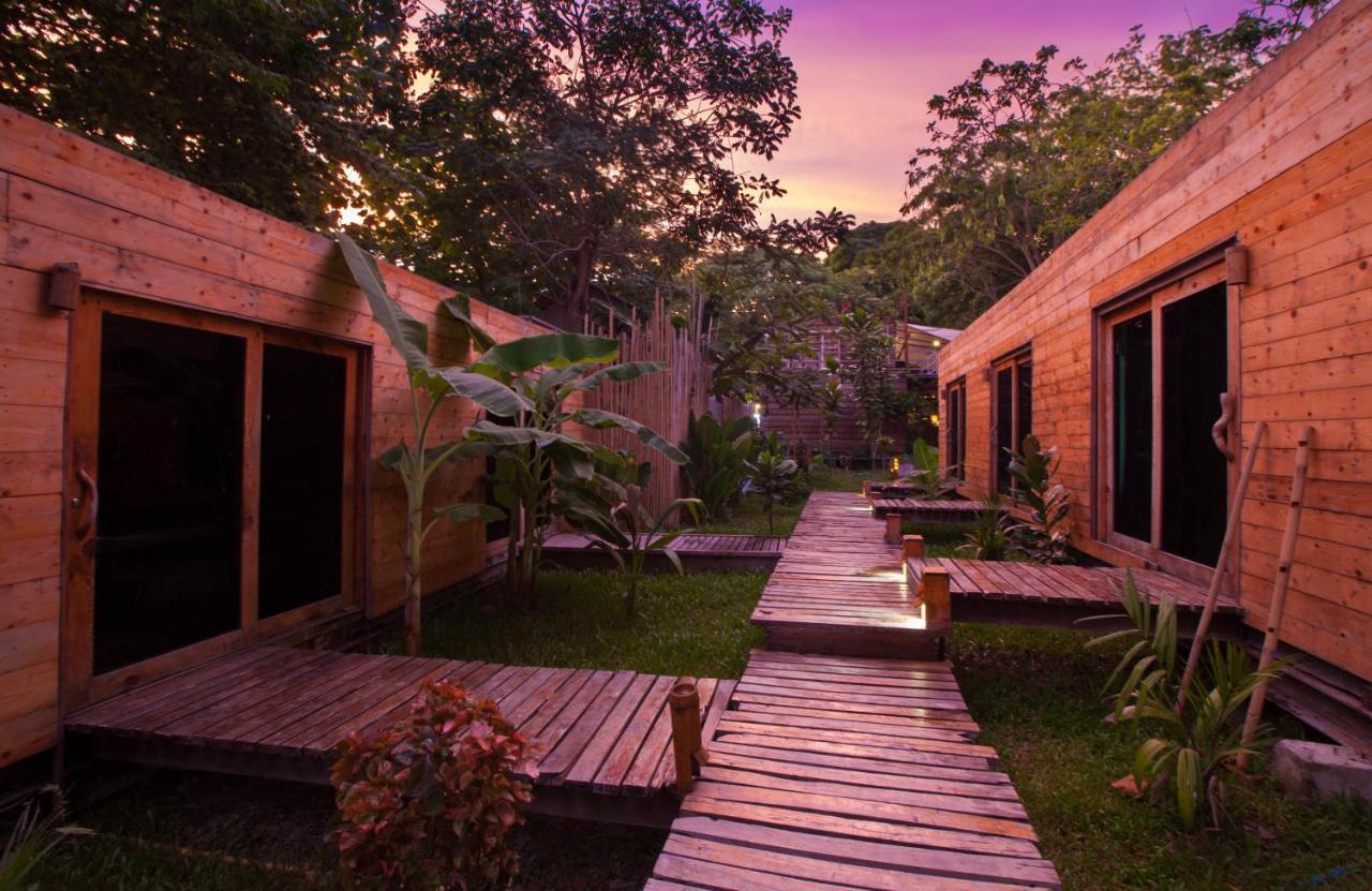 The Box - Lipe Resort Exterior photo